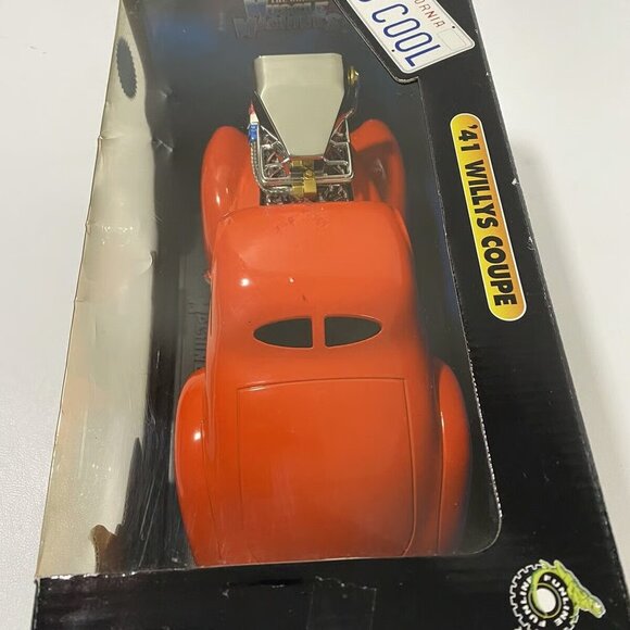 🆕️Vintage Muscle Machines 41 Willys Coupe Orange 1:18 Scale Steel Lines - Picture 4 of 9